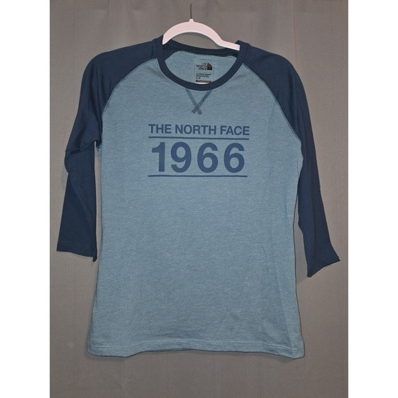 The North Face Jersey Standard Fit Women's Blue 3/4 Sleeve Shirt Size Small‎ - Picture 1 of 3